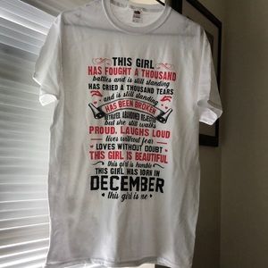 Graphic T ‼️For December born‼️